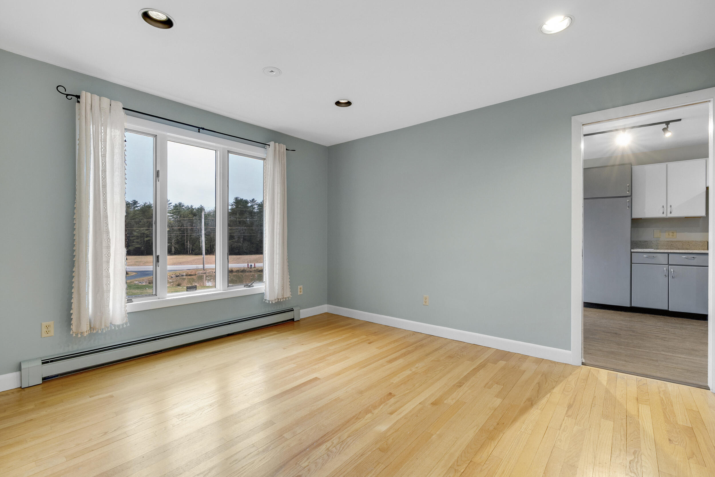 123 Beech Ridge Road Scarborough, ME 04074 - Photo 5 of 45 123beechridge-7