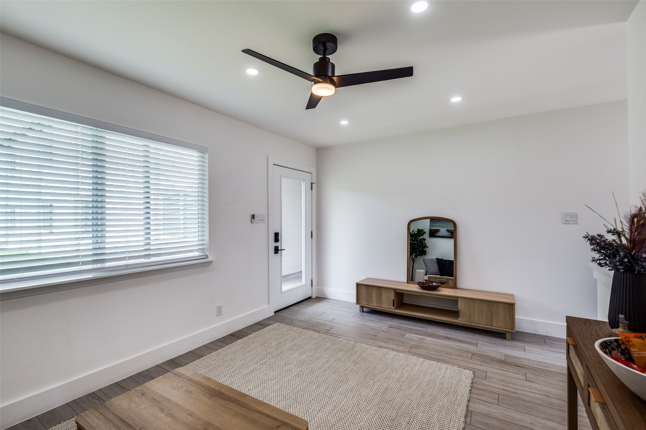 1200 East 52nd Street, Unit 204 Austin, TX 78723 - Photo 12 of 22