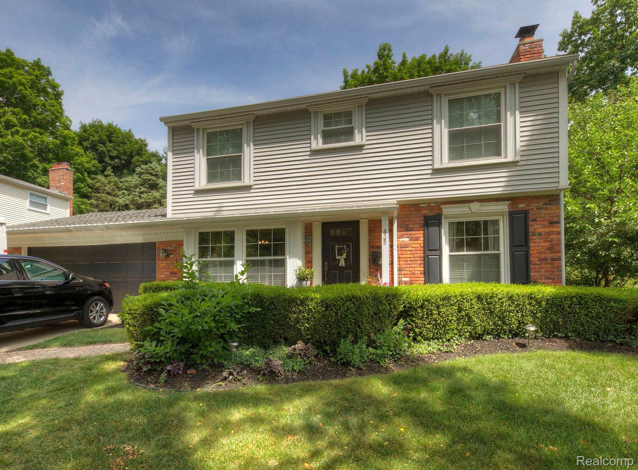 435 Welch Road Northville, MI 48167 - Photo 1 of 49 Gallery Image 1