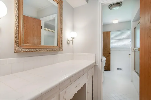 $3,495 | 6105 East University Boulevard, Dallas, TX 75214