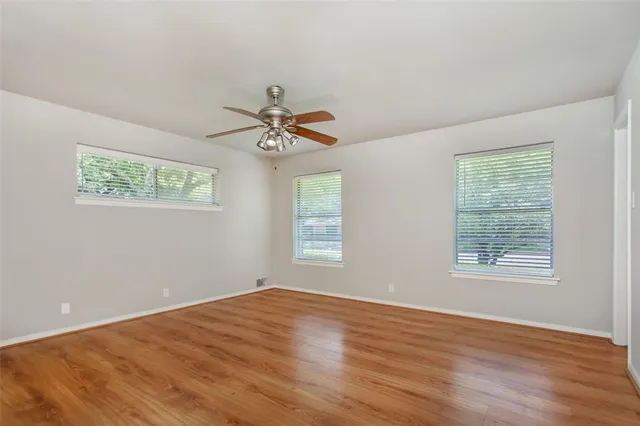 $3,495 | 6105 East University Boulevard, Dallas, TX 75214