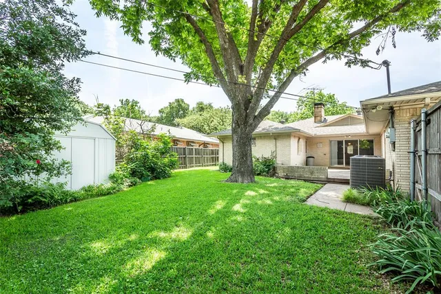 $3,495 | 6105 East University Boulevard, Dallas, TX 75214