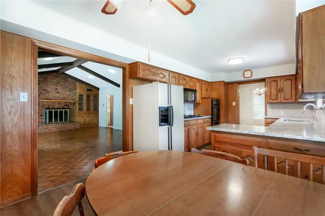 $3,495 | 6105 East University Boulevard, Dallas, TX 75214