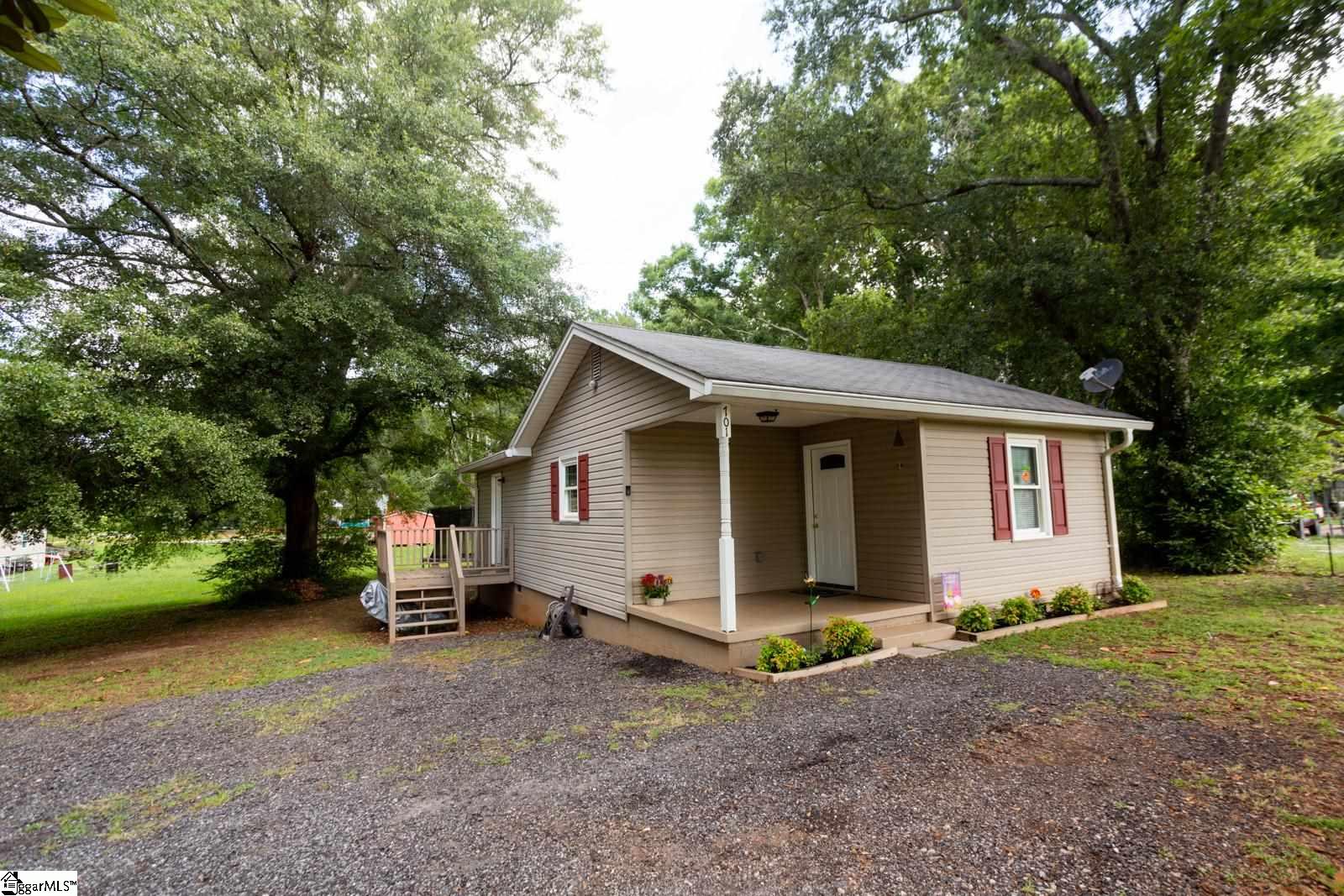 701 Breazeale Road Liberty, SC 29657 - Photo 2 of 29