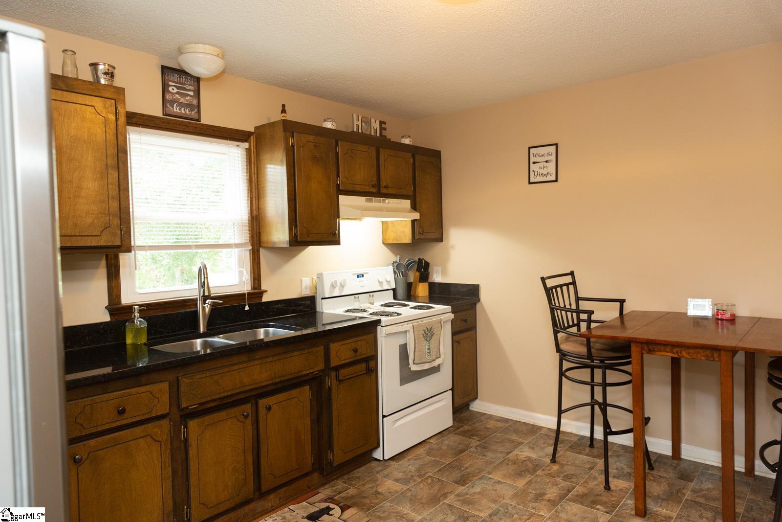 701 Breazeale Road Liberty, SC 29657 - Photo 11 of 29
