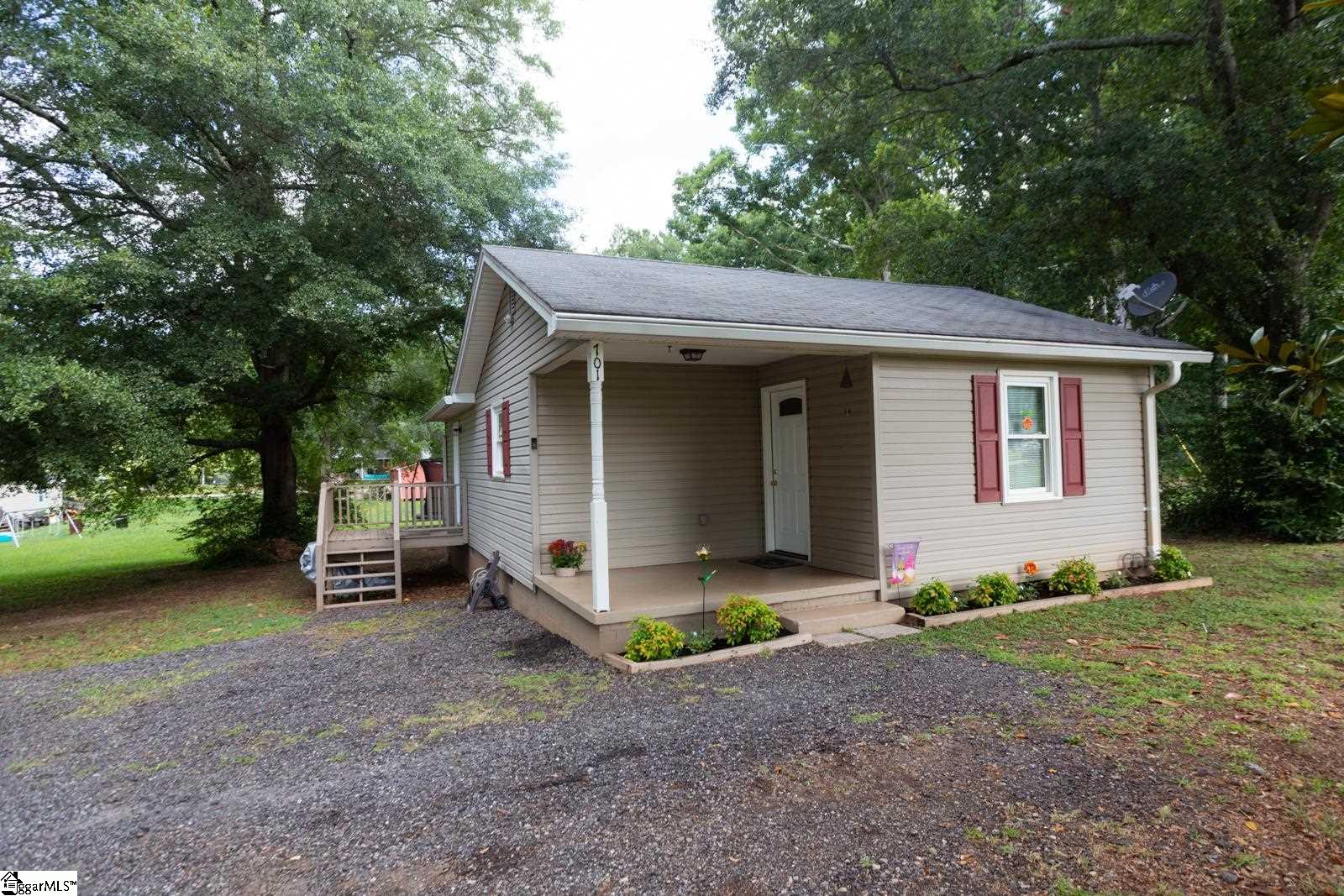 701 Breazeale Road Liberty, SC 29657 - Photo 4 of 29