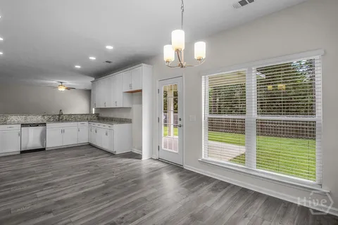 $450,000 | 105 Telford Street, Savannah, GA 31407