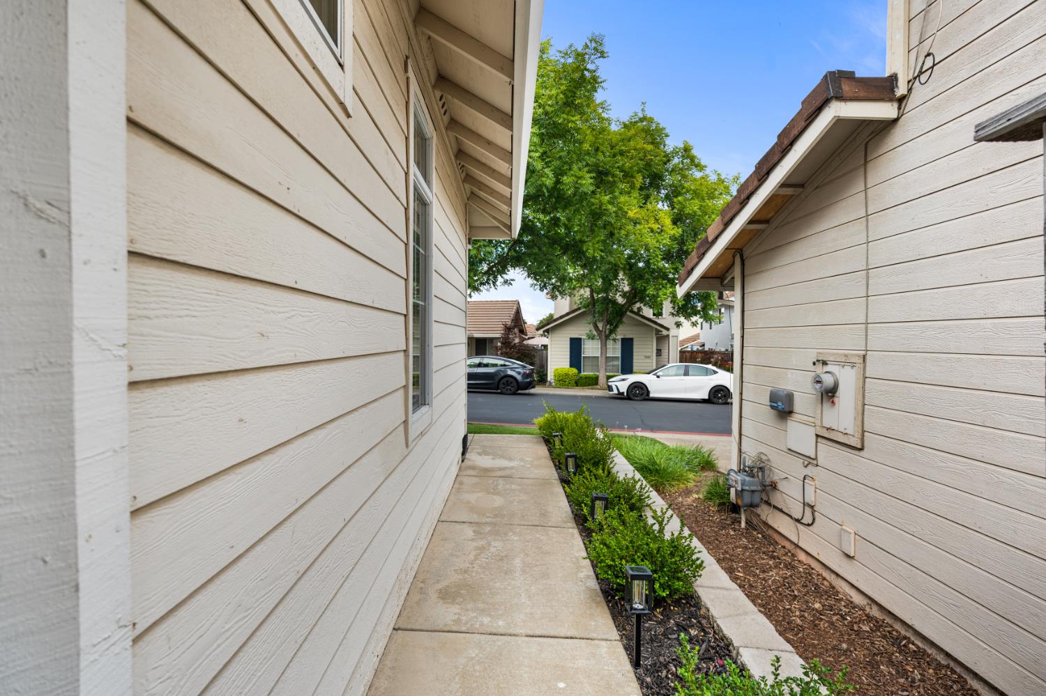 3360 Apollo Circle Roseville, CA 95661 - Photo 12 of 55