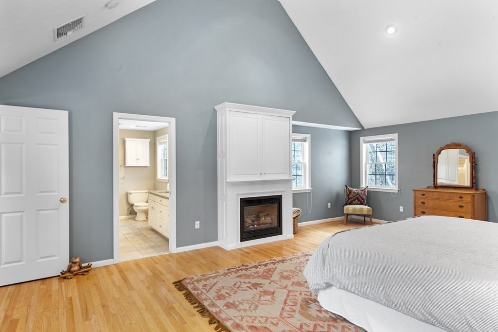 155 Beechnut Road Westwood, MA 02090 - Photo 18 of 38 Gallery Image 18