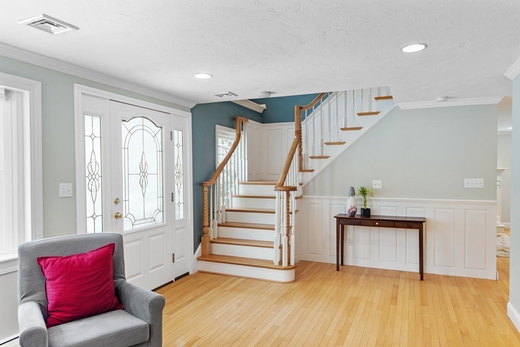 155 Beechnut Road Westwood, MA 02090 - Photo 9 of 38 Gallery Image 9