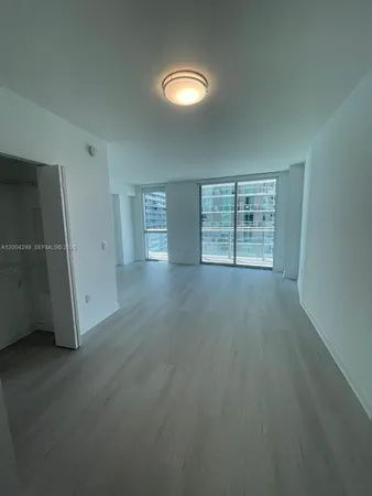 $2,500 | 1100 South Miami Avenue, Unit 2006, Miami, FL 33130