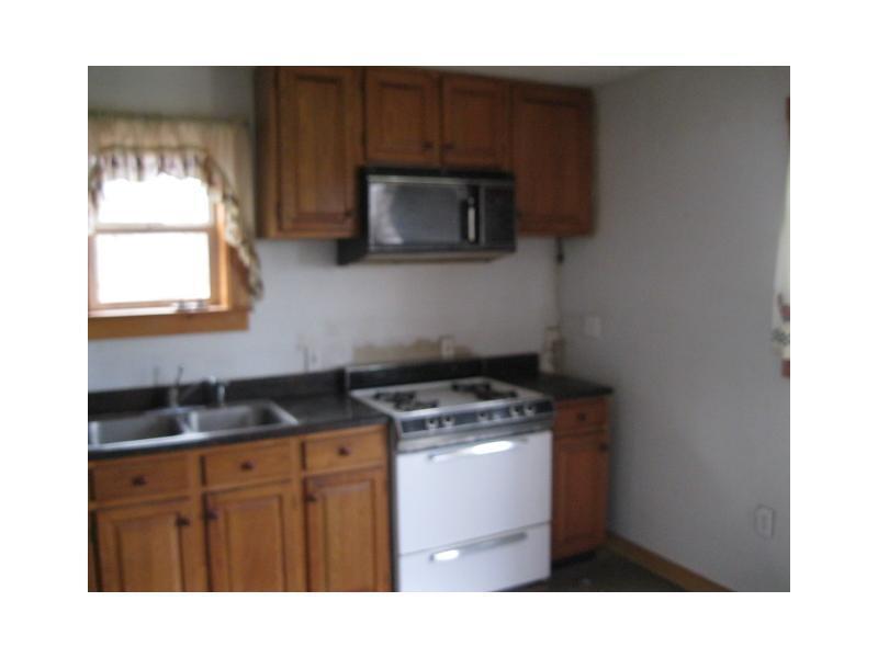 475 Upper Garland Road Dexter, ME 04930 - Photo 5 of 10 Kitchen.