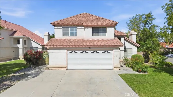 $449,999 | 44125 Hunter Court, Lancaster, CA 93536