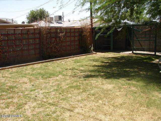3415 West Wethersfield Road Phoenix, AZ 85029 - Photo 2 of 12 yard