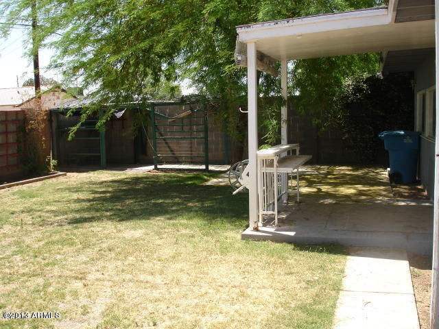 3415 West Wethersfield Road Phoenix, AZ 85029 - Photo 3 of 12 yard2