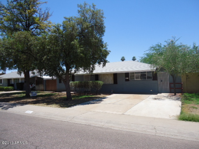 3415 West Wethersfield Road Phoenix, AZ 85029 - Photo 10 of 12 front