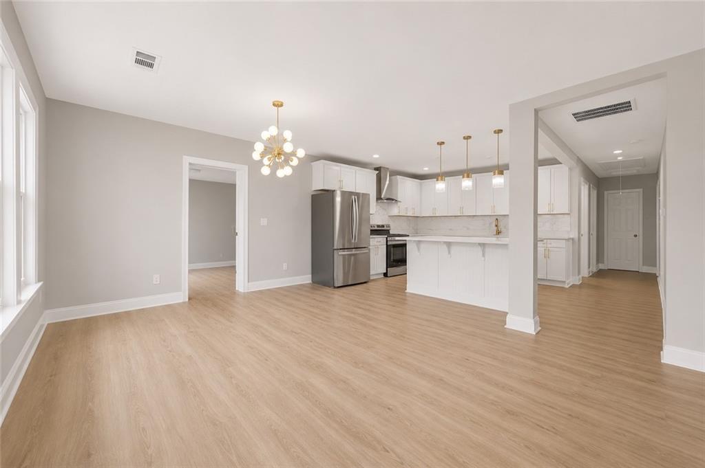1658 Temple Avenue Atlanta, GA 30337 - Photo 2 of 24