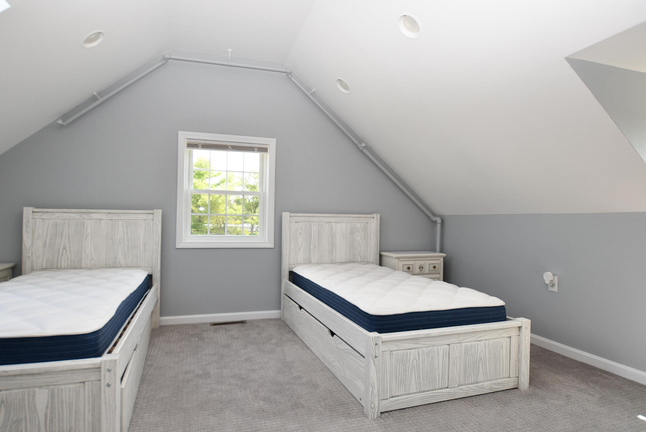 952 Post Road, Unit 7 Wells, ME 04090 - Photo 19 of 35 2nd floor BR 3