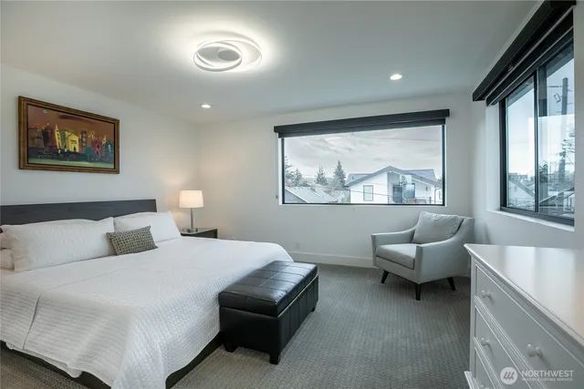 $4,000 | 4727 36th Avenue Southwest, Seattle, WA 98126