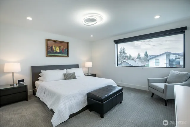 $4,000 | 4727 36th Avenue Southwest, Seattle, WA 98126