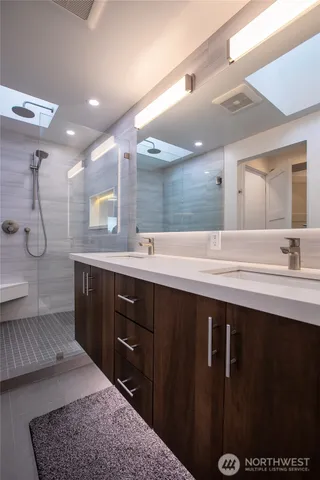 $4,000 | 4727 36th Avenue Southwest, Seattle, WA 98126