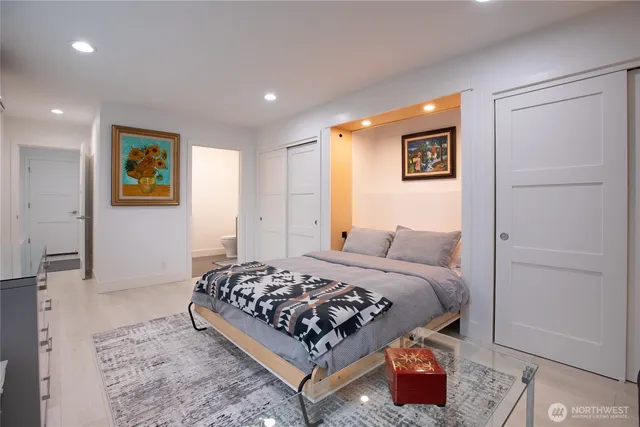 $4,000 | 4727 36th Avenue Southwest, Seattle, WA 98126