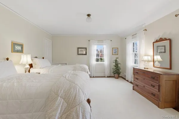 $1,950,000 | 179 River Road, Briarcliff Manor, NY 10510