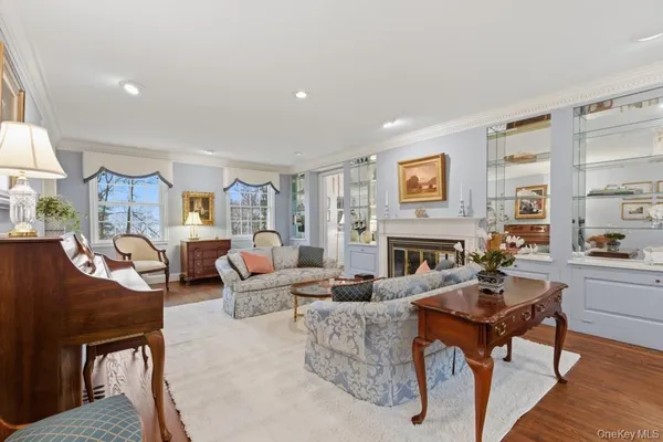 $1,950,000 | 179 River Road, Briarcliff Manor, NY 10510