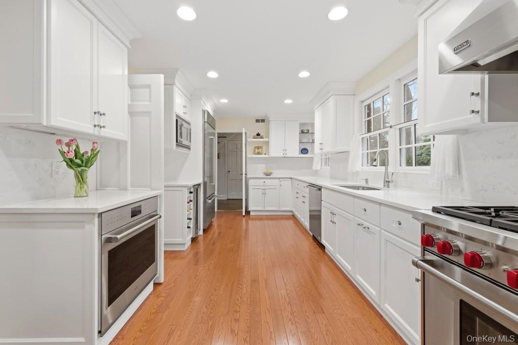 179 River Road Briarcliff Manor, NY 10510 - Photo 9 of 38