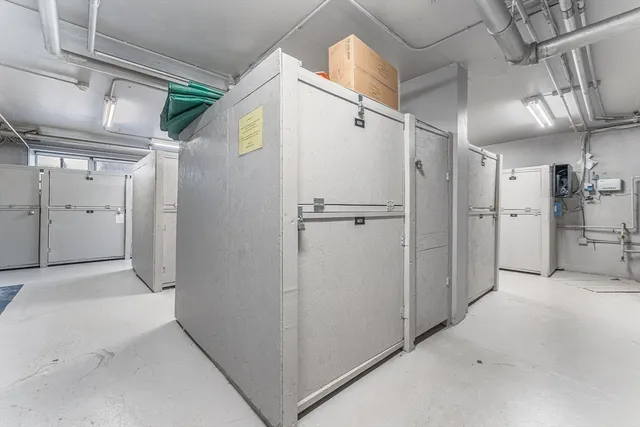 $549,000 | 20 Hammond Pond Parkway, Unit 606, Newton, MA 02467