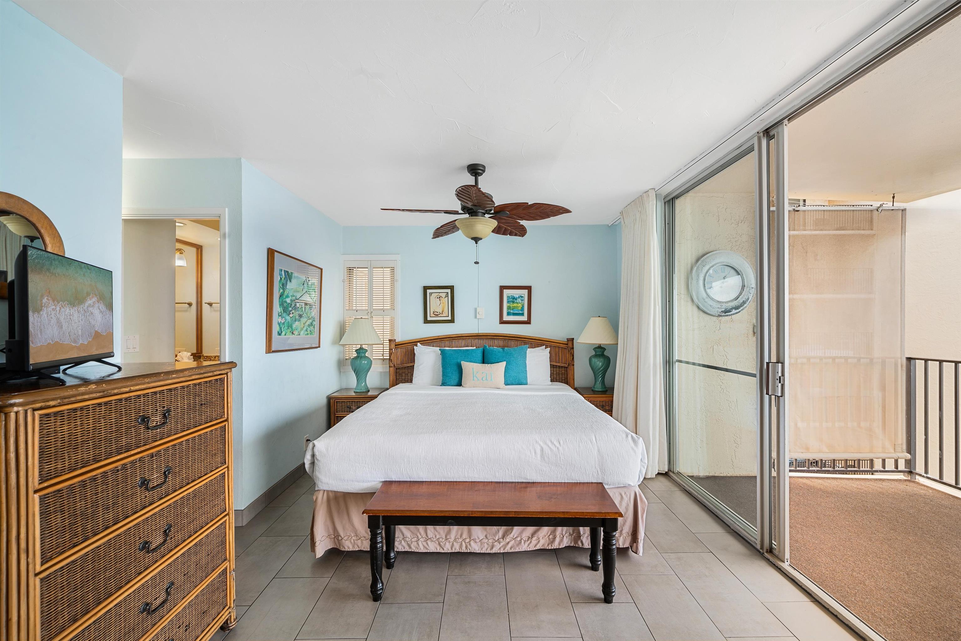 4401 Lower Honoapiilani Road, Unit A501 Lahaina, HI 96761 - Photo 10 of 36