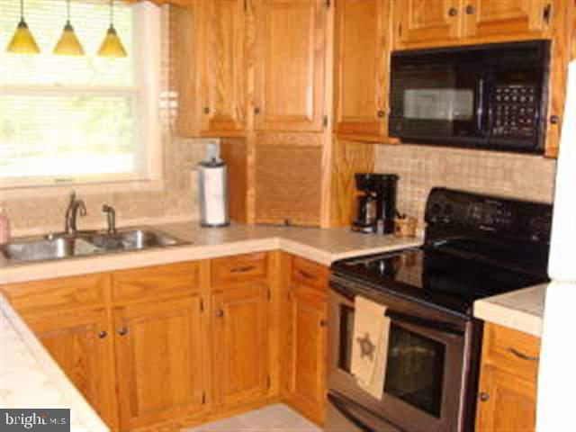 582 Greason Road Carlisle, PA 17015 - Photo 7 of 21 Gallery Image 7