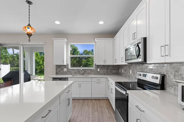 $650,000 | 6427 Trails Of Foxford Court, West Palm Beach, FL 33415