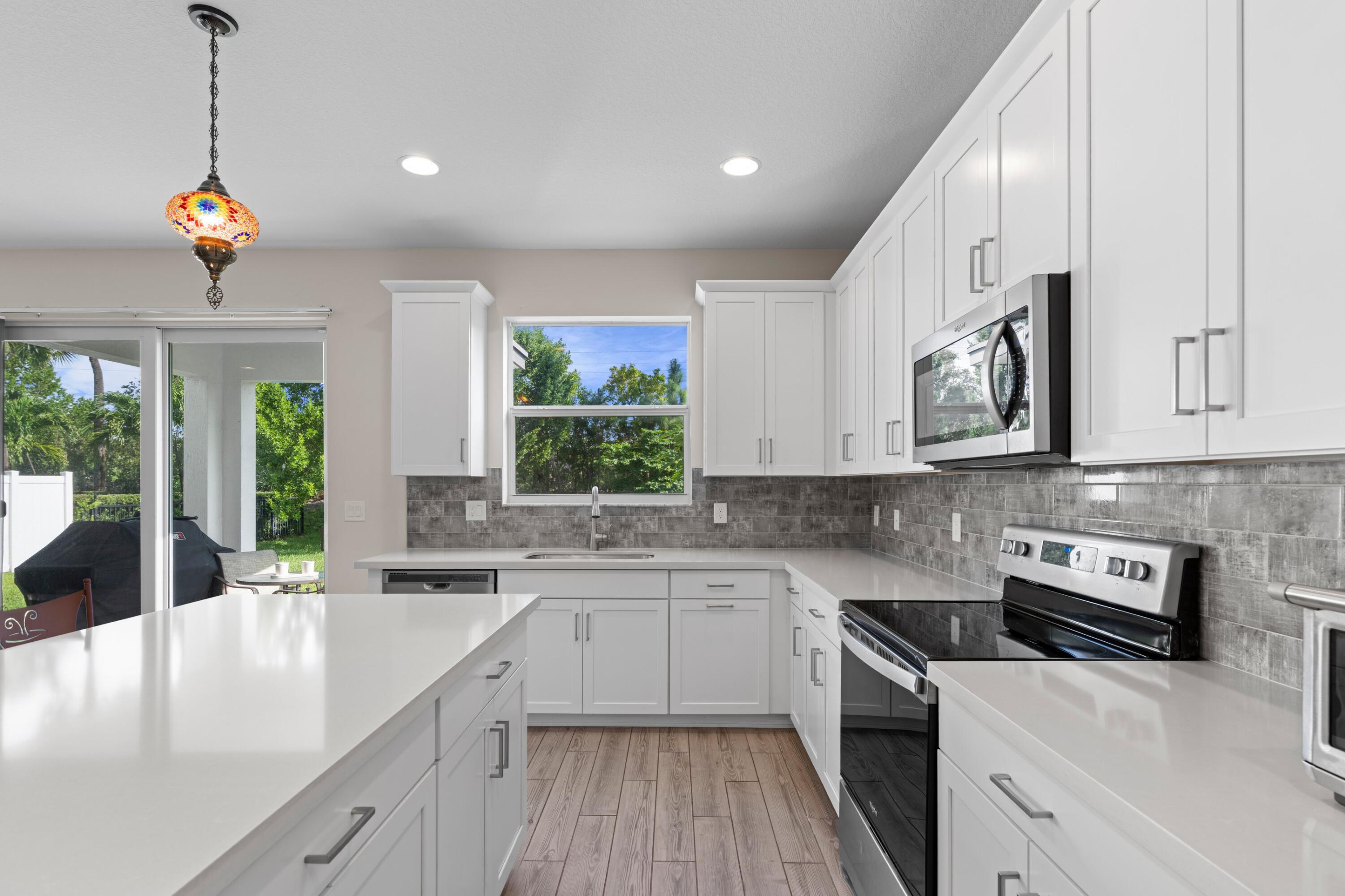 6427 Trails Of Foxford Court West Palm Beach, FL 33415 - Photo 12 of 26 12