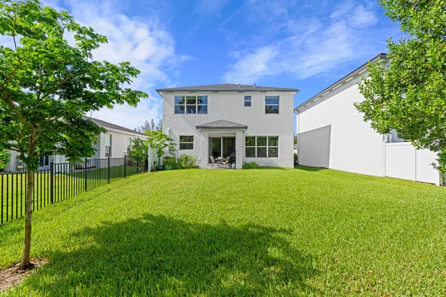 $650,000 | 6427 Trails Of Foxford Court, West Palm Beach, FL 33415