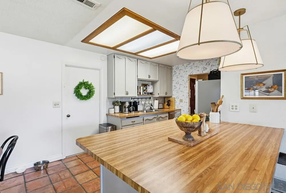 9517 Bray Avenue Spring Valley, CA 91977 - Photo 14 of 44