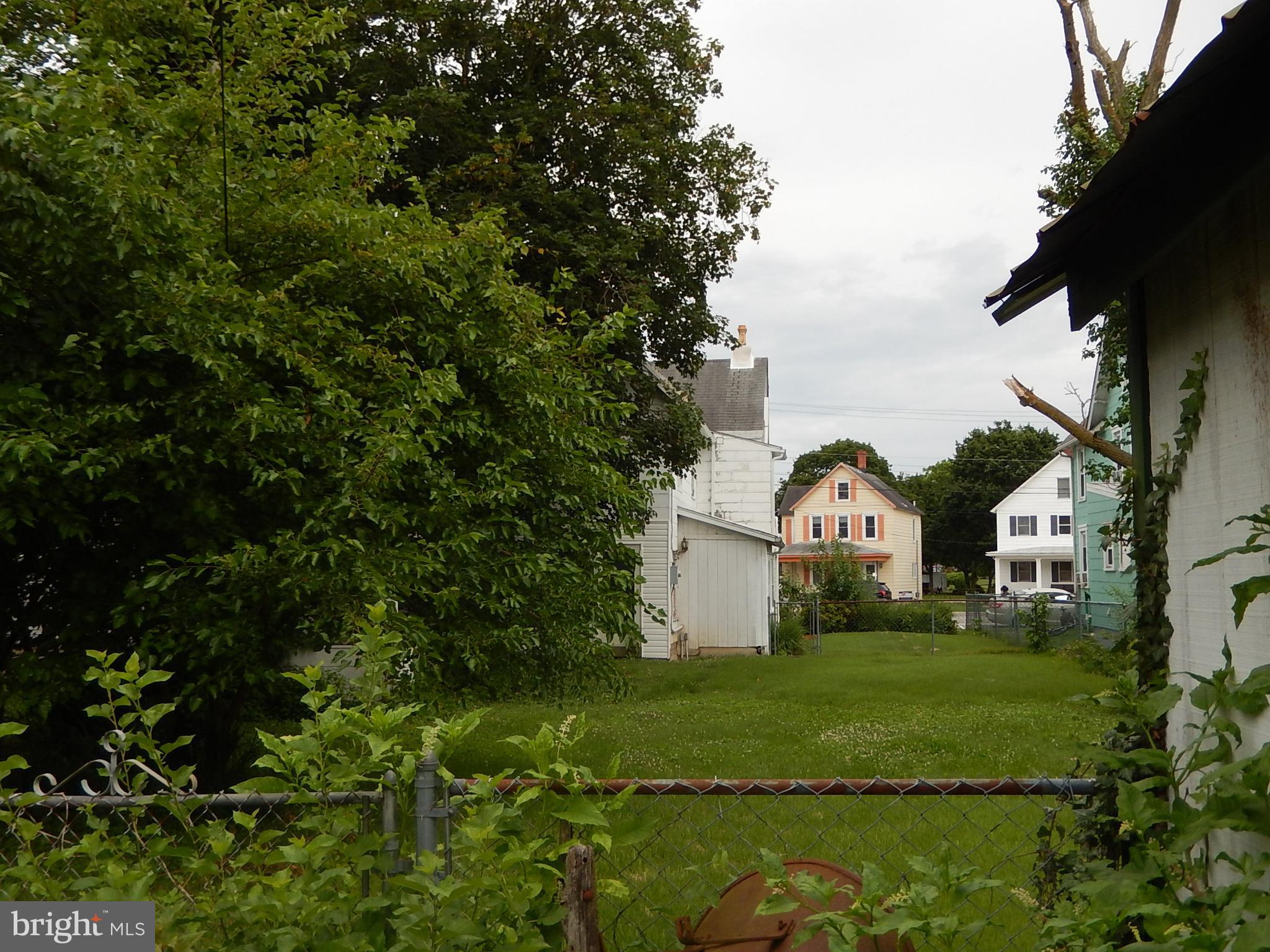 433 Main Street Clayton, DE 19938 - Photo 26 of 30 Back yard