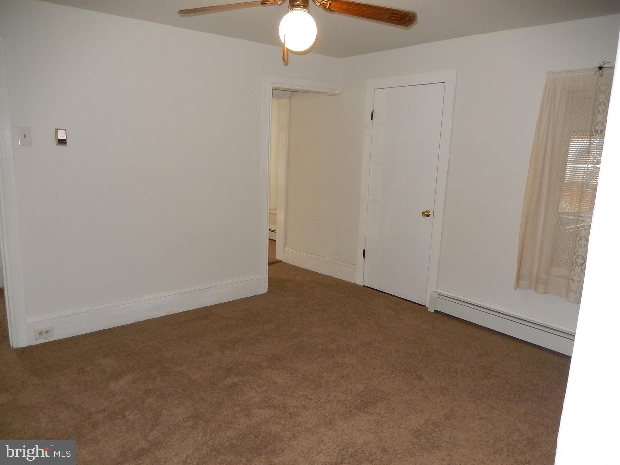 433 Main Street Clayton, DE 19938 - Photo 9 of 30 Dining room
