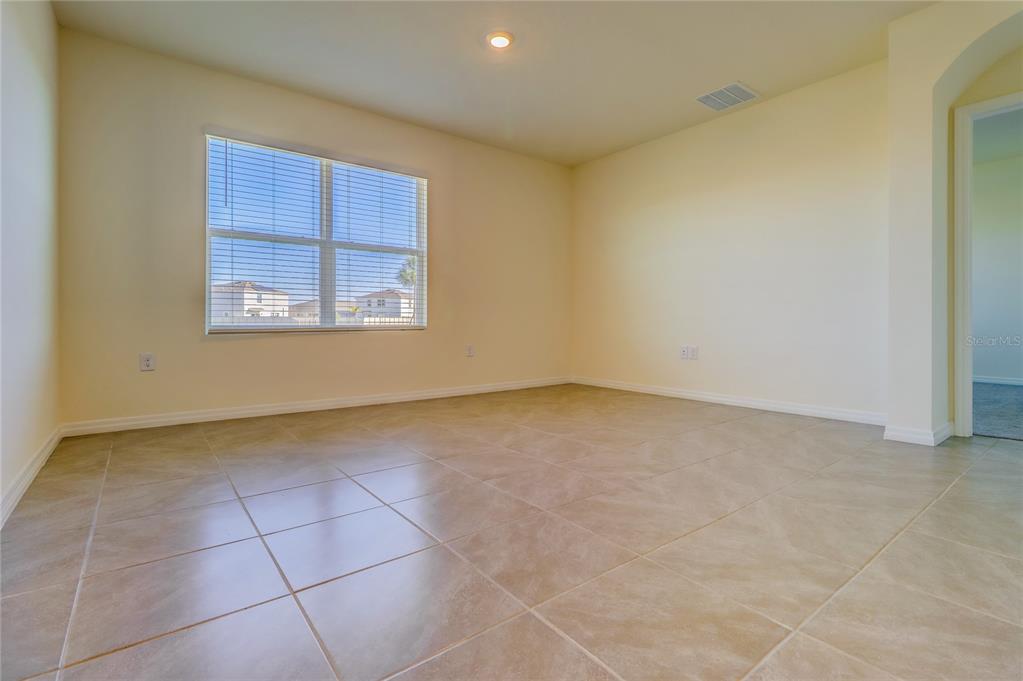 8934 Forge Breeze Loop Wesley Chapel, FL 33545 - Photo 4 of 50