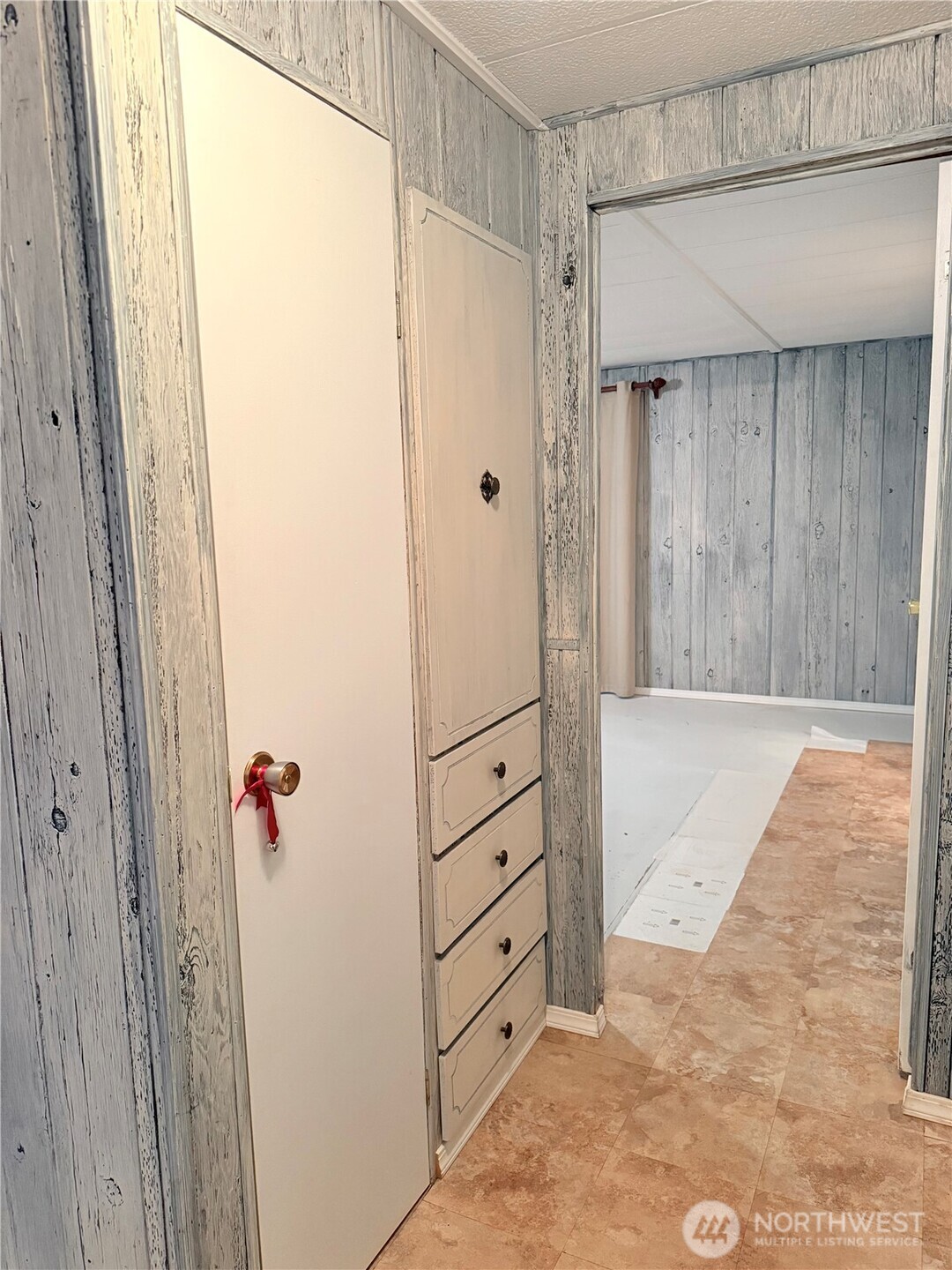 411 Southwest College Avenue Wilbur, WA 99185 - Photo 20 of 40 a view of bathroom