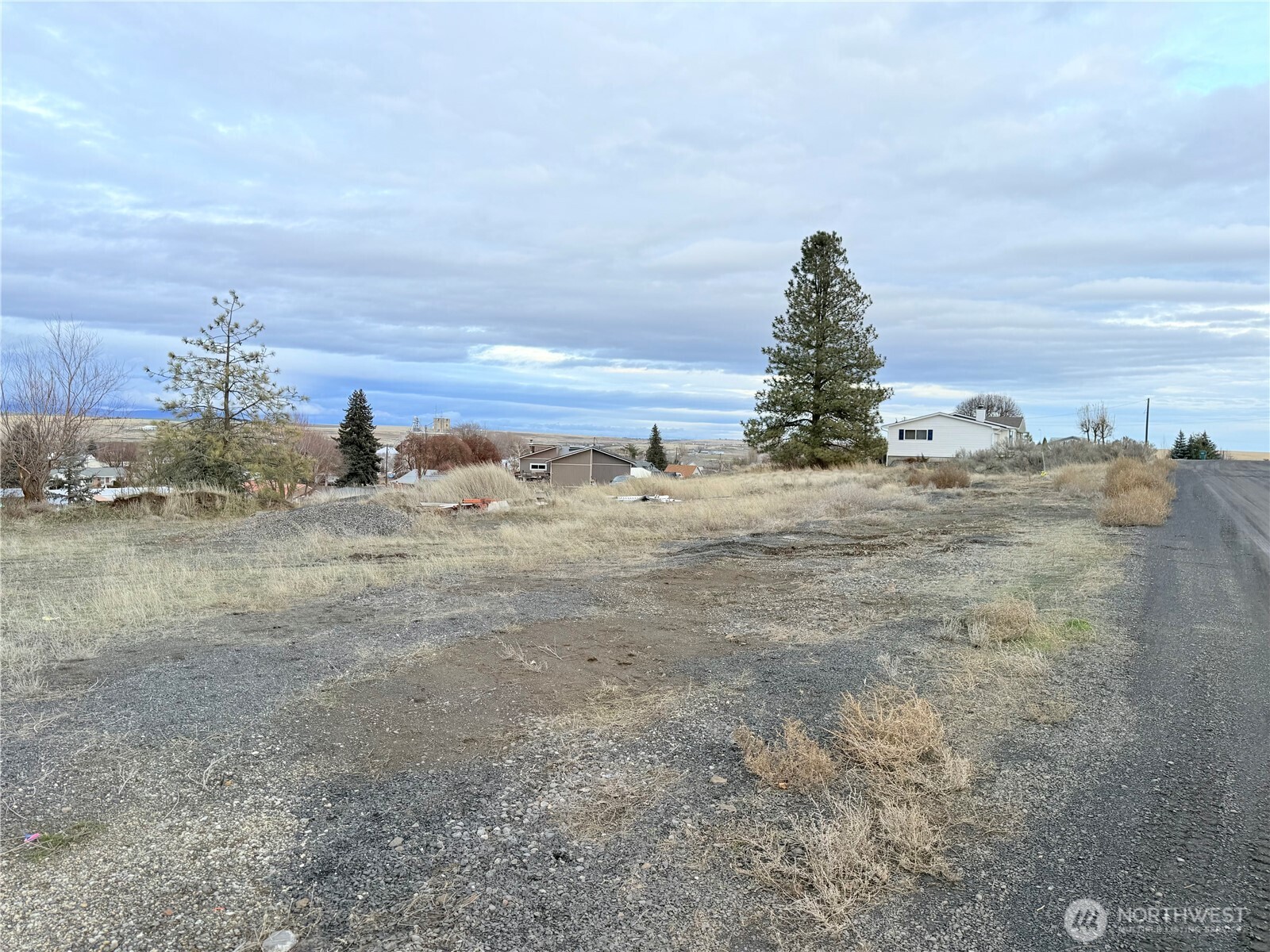 411 Southwest College Avenue Wilbur, WA 99185 - Photo 34 of 40 a view of ocean view with beach