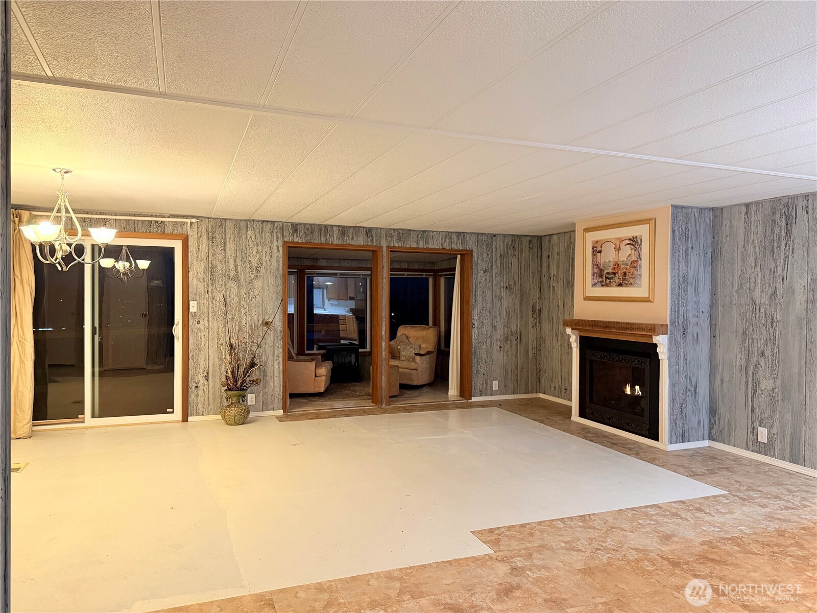 411 Southwest College Avenue Wilbur, WA 99185 - Photo 5 of 40 a view of a livingroom with a fireplace