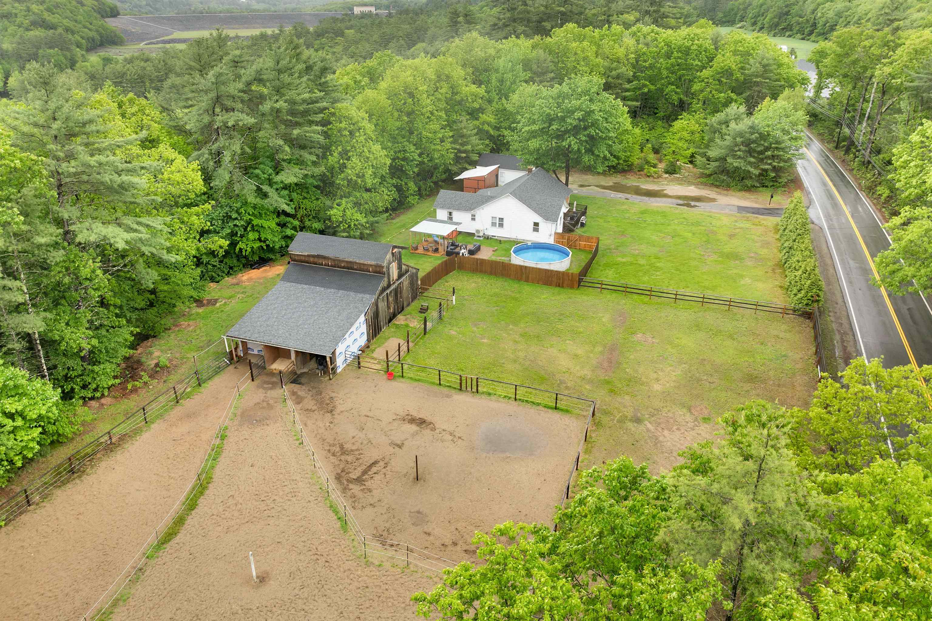 341 Hill Road Franklin, NH 03235 - Photo 9 of 60