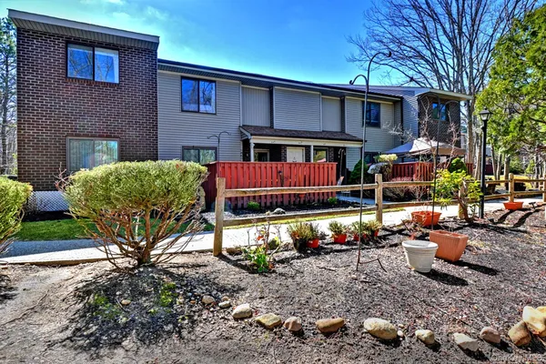 $349,900 | 847 Skyline Drive, Coram, NY 11727