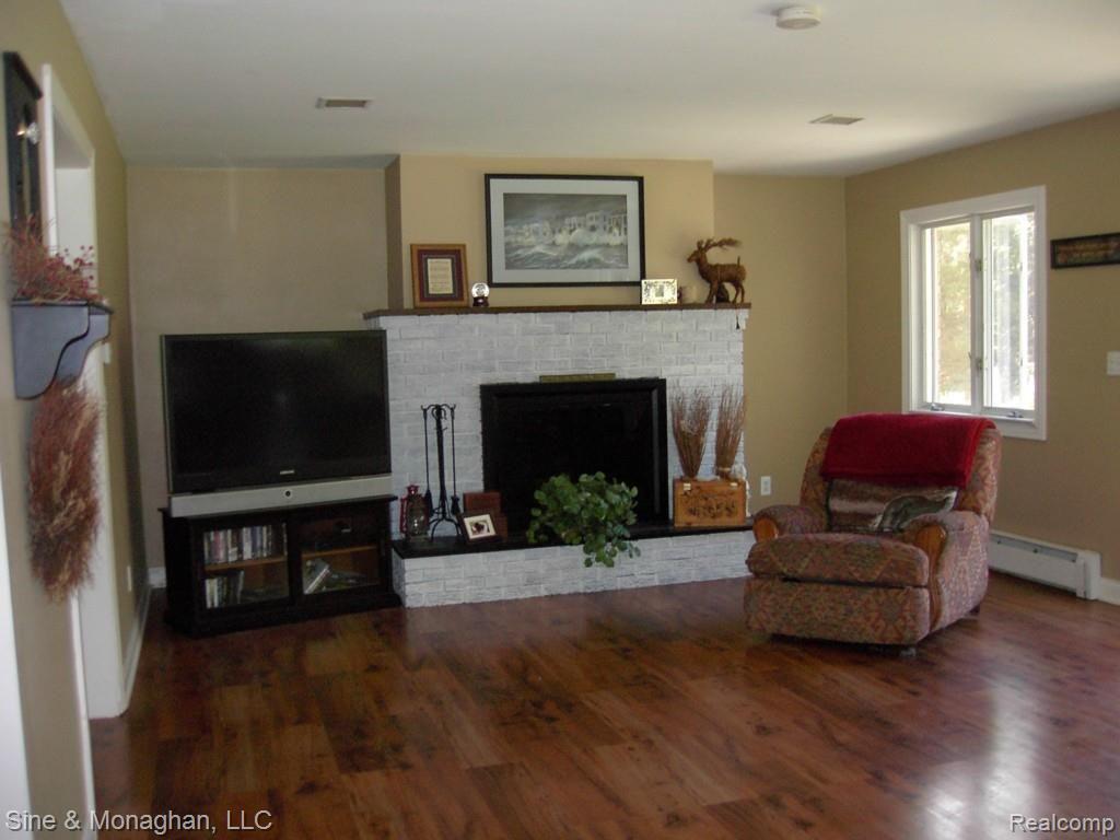 5164 Springborn Road East China, MI 48054 - Photo 4 of 14 PDR_0285.jpg