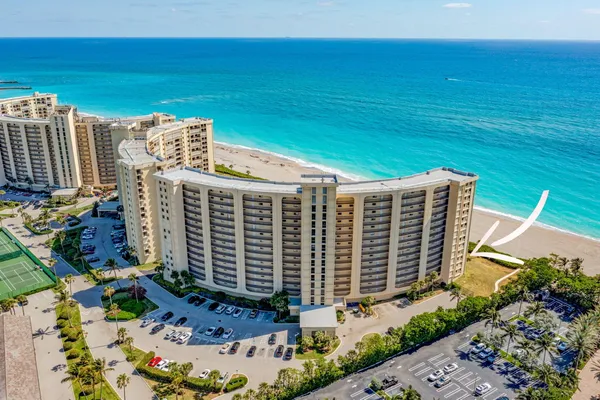$9,500 | 100 Ocean Trail Way, Unit 301, Jupiter, FL 33477