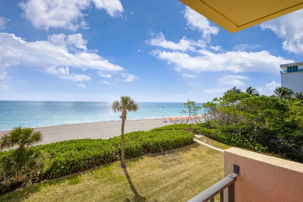 $9,500 | 100 Ocean Trail Way, Unit 301, Jupiter, FL 33477