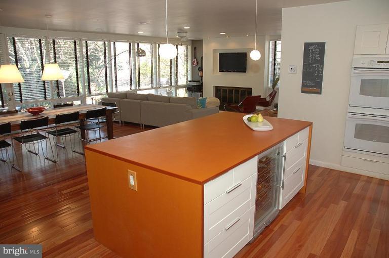 2205 Marthas Road Alexandria, VA 22307 - Photo 7 of 17 Kitchen