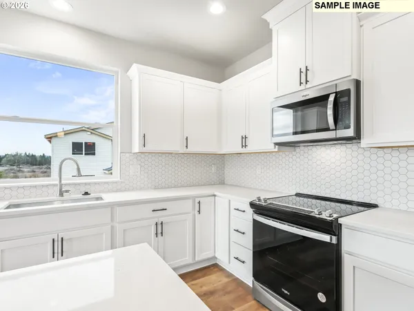 $619,900 | 3447 Northeast Justus Avenue, Unit 77, Estacada, OR 97023