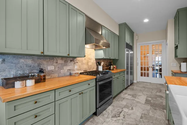 $1,975,000 | 5801 South Blackstone Avenue, Chicago, IL 60637